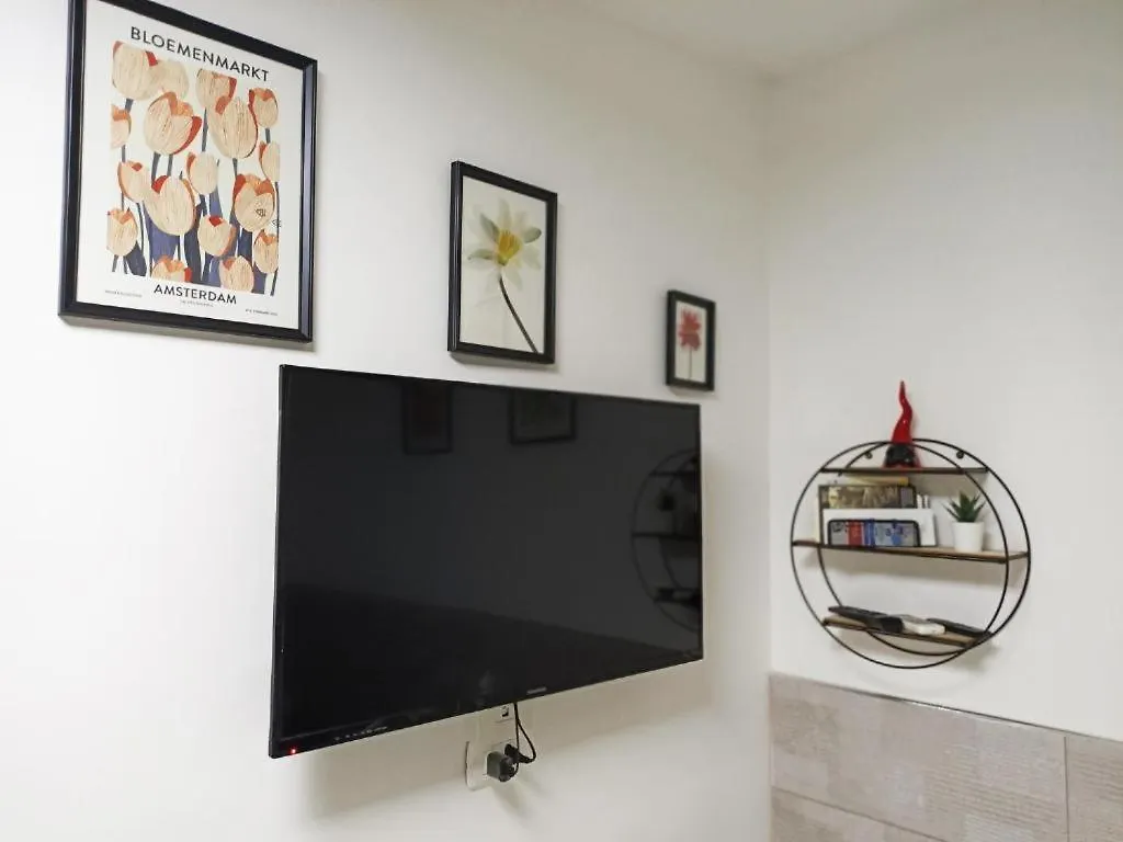 Casa Mya - Studio Flat Νάπολη